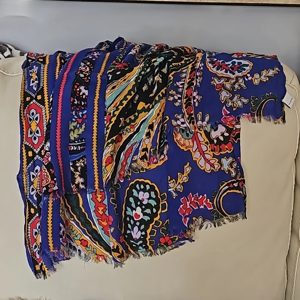 Vera Bradley Semi Sheer Scarves set of 2